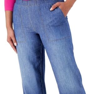 Logo by Lori Goldstein pull on 100% cotton relaxed fit jeans, run big